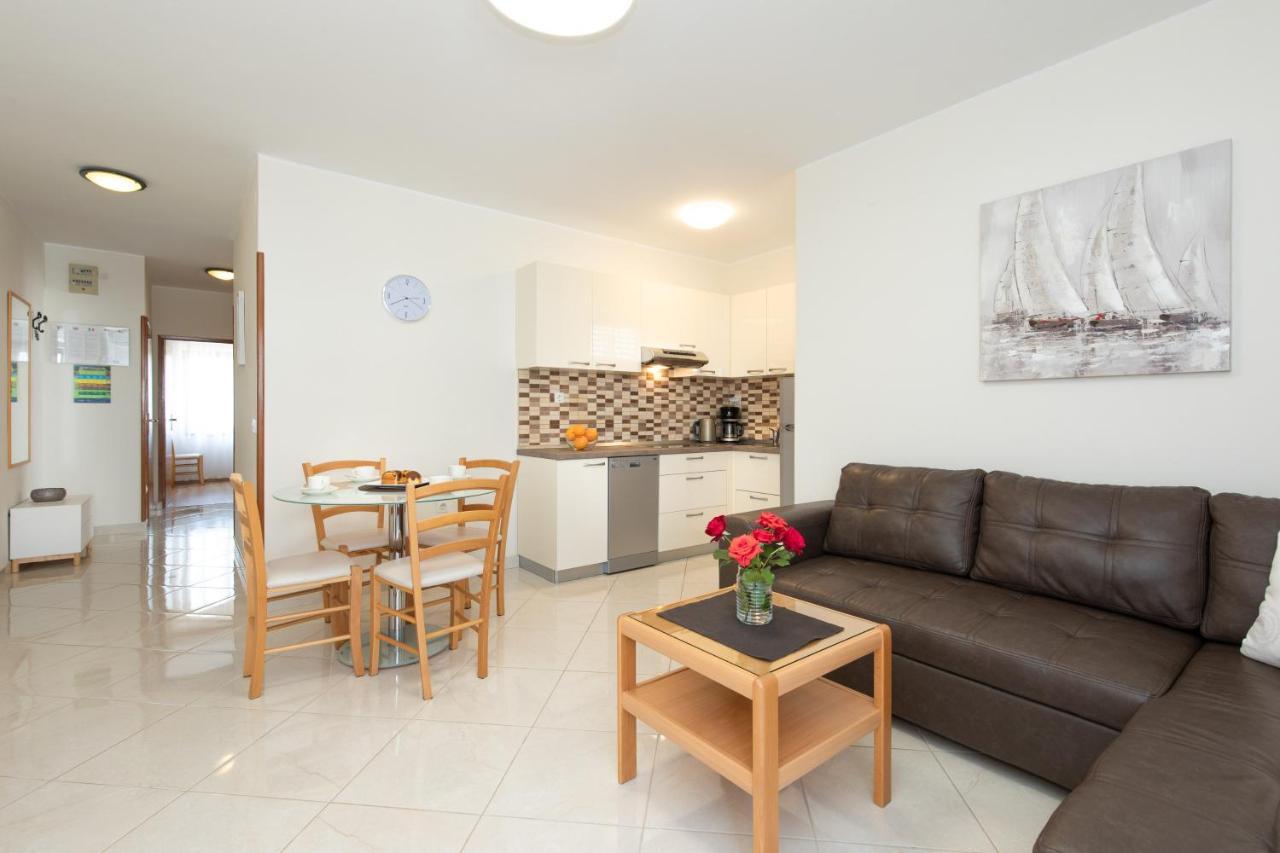 Apartments Dujmovic Ivo 2 Baška Εξωτερικό φωτογραφία
